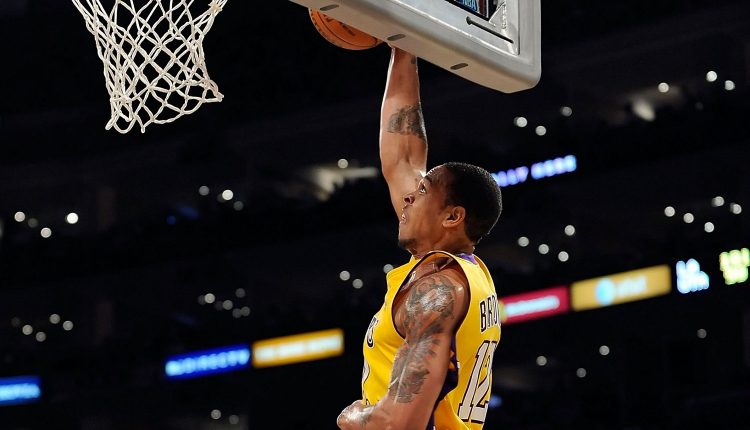 shannon-brown-dunk